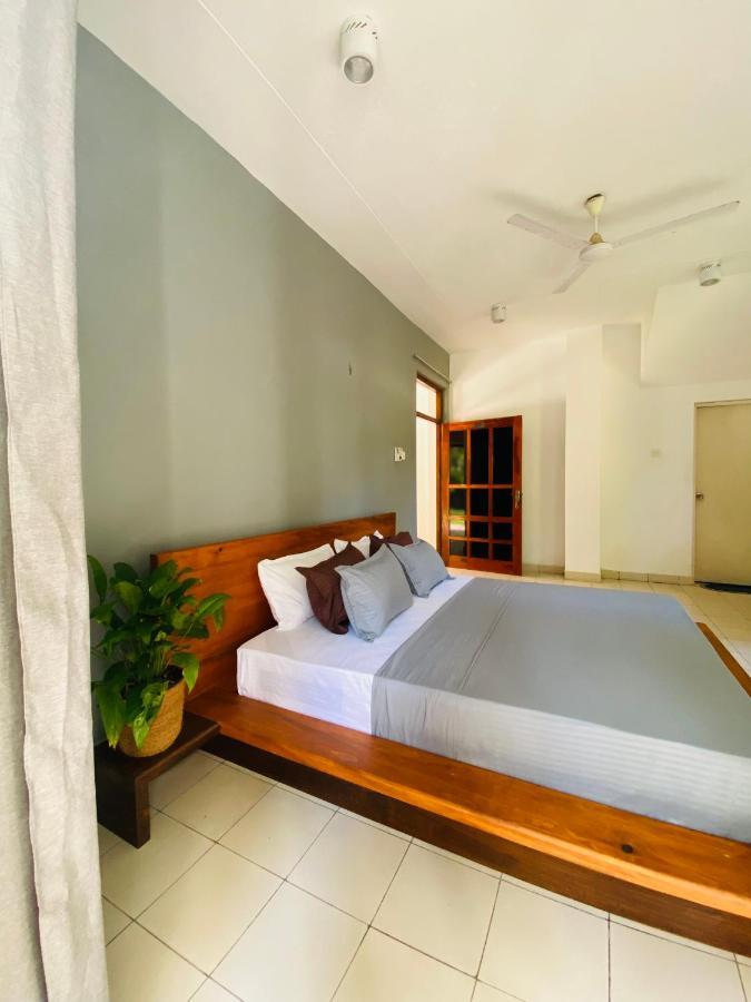 Surf N Spice - Hiriketiya Otel Dikwella Dış mekan fotoğraf